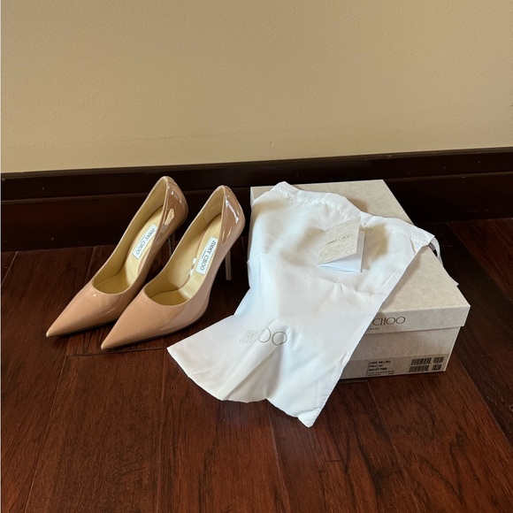 Jimmy Choo Love 100 Pumps - Picture 14 of 15